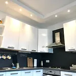 Modern Apartment \