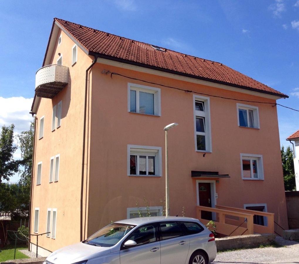 Apartma Modern 